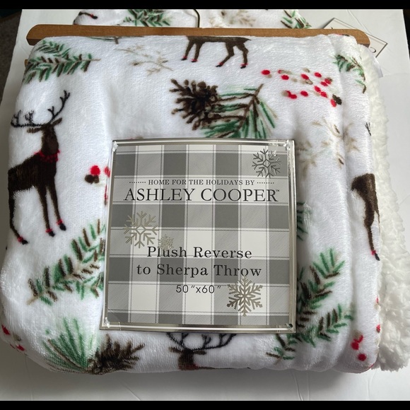 Ashley Cooper Holiday Ashley Cooper Home For The Holiday Plush